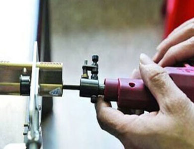 马尔康24小时上门开锁公司